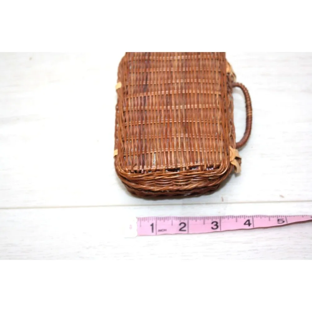 Vtg Miniature Doll Tea Set 13pc & Wicker Picnic Basket